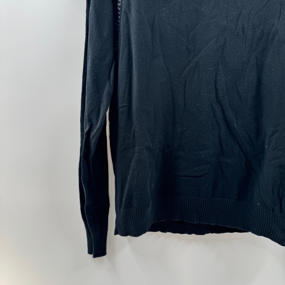 🧸 True Religion Black Scoop Neck Sweater Men's Size Medium Cotton Cashmere - Picture 3 of 5
